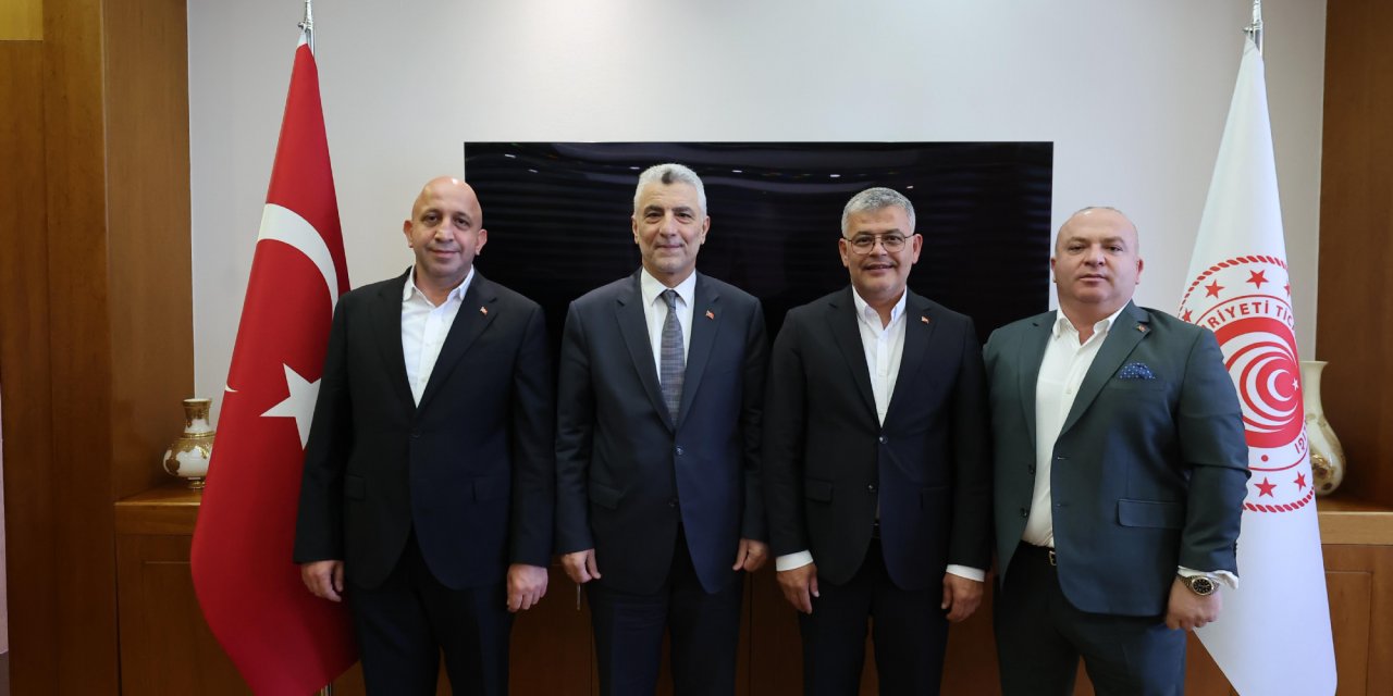 Konyaspor'dan Bakan Ömer Bolat'a ziyaret!