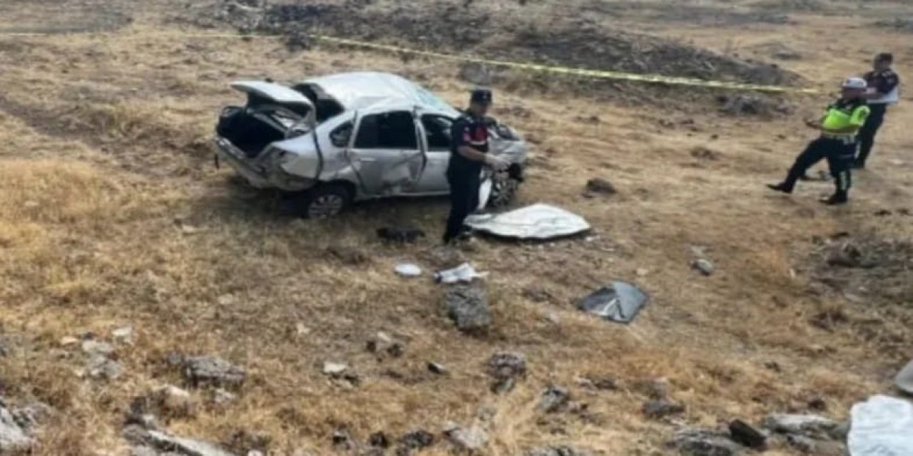 Şarampole devrilen otomobilin sürücüsü öldü