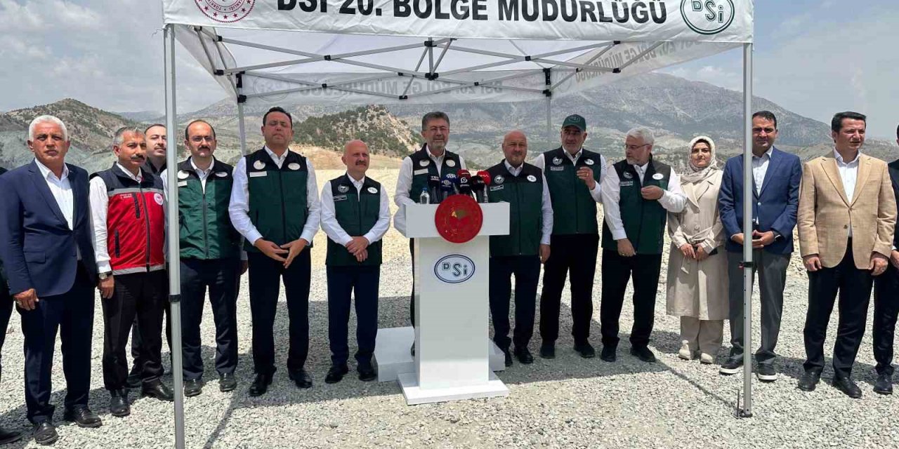 Bakan Yumaklı: "Türkiye olarak su stresi çeken ülkeler kategorisindeyiz"