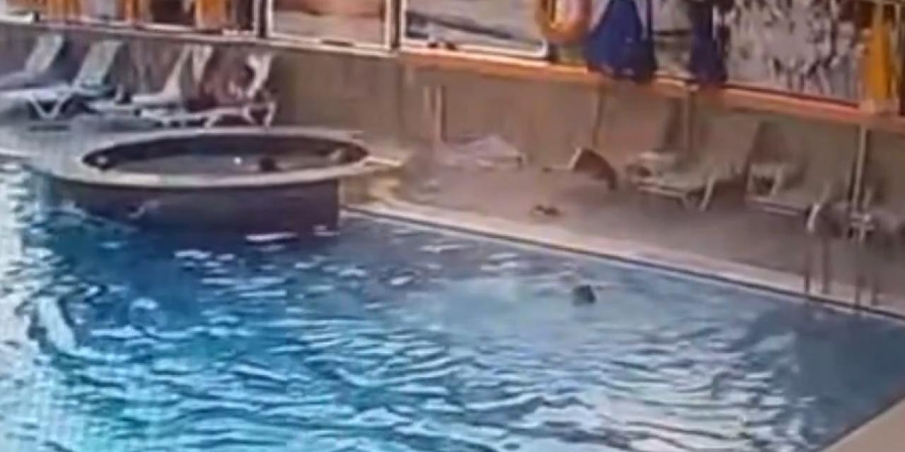 9 yaşındaki çocuk havuzda boğuldu