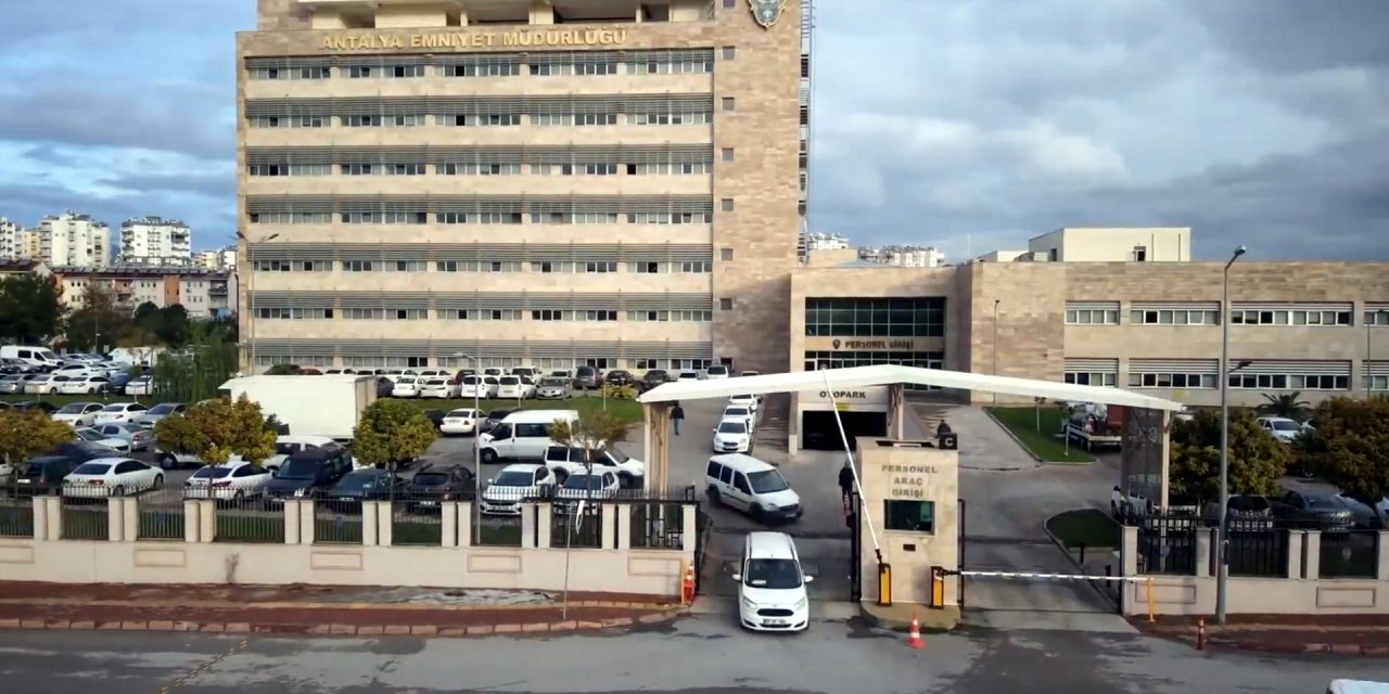 31 ilde 'Nitelikli dolandırıcılık' operasyonu: 102 tutuklama