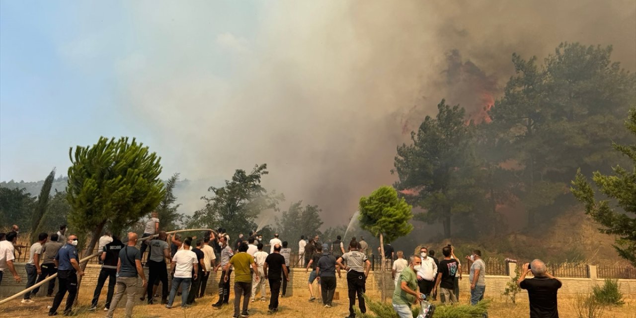 Çanakkale'de iki orman yangını! Uçuşlar durduruldu