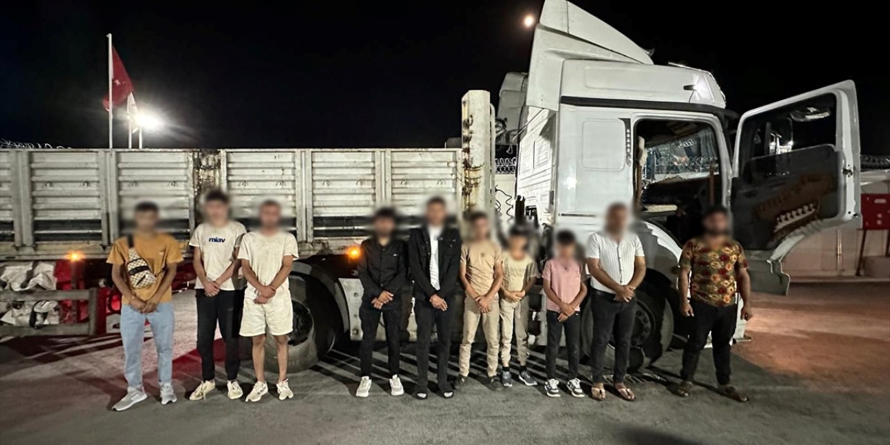 Konya'da 9 düzensiz göçmen yakalandı