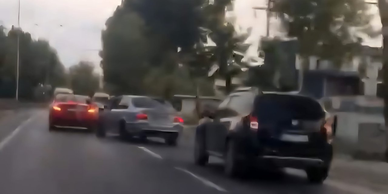 Düğün konvoyunda tehlikeli araç kullanan sürücüye 37 bin TL ceza