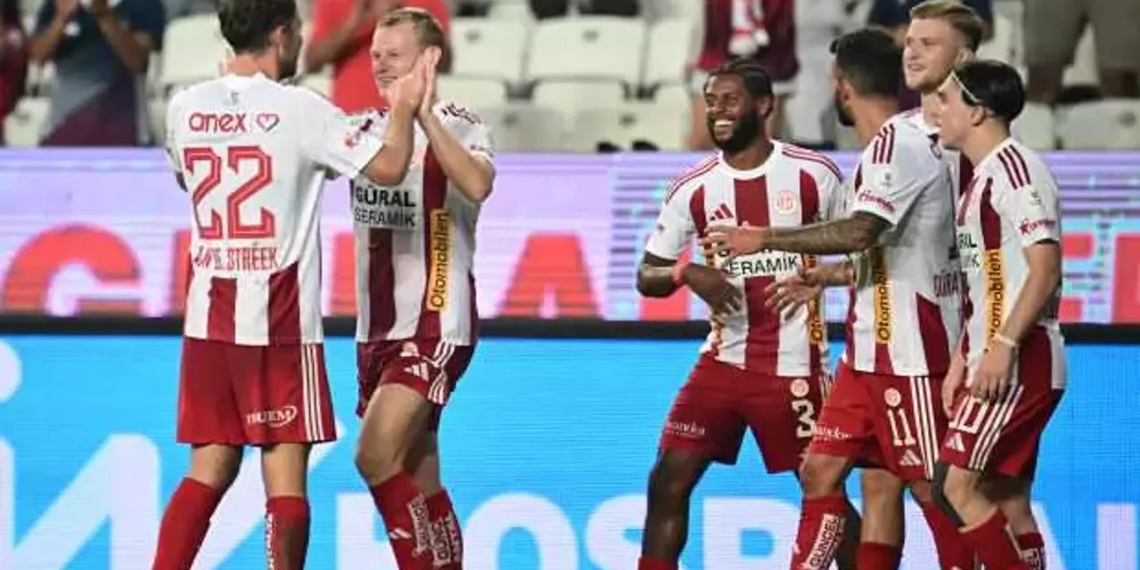 Antalyaspor’u galibiyete yeni transferi uçurdu!