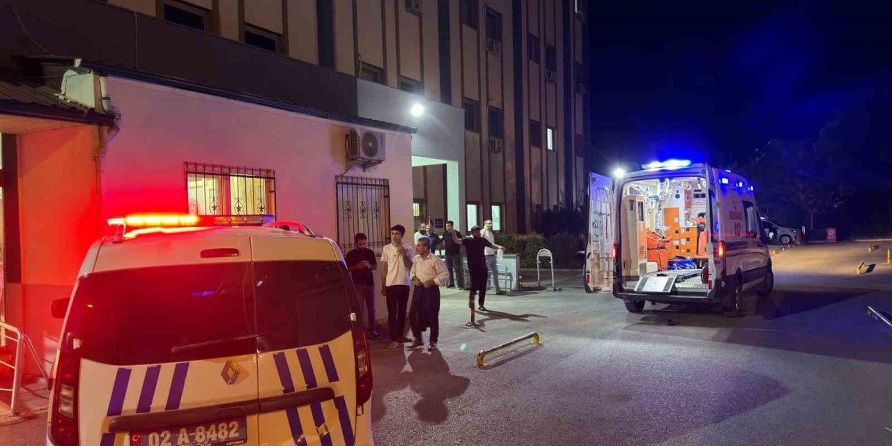 Alacak verecek kavgası kanlı bitti! 3 kişi yaralandı