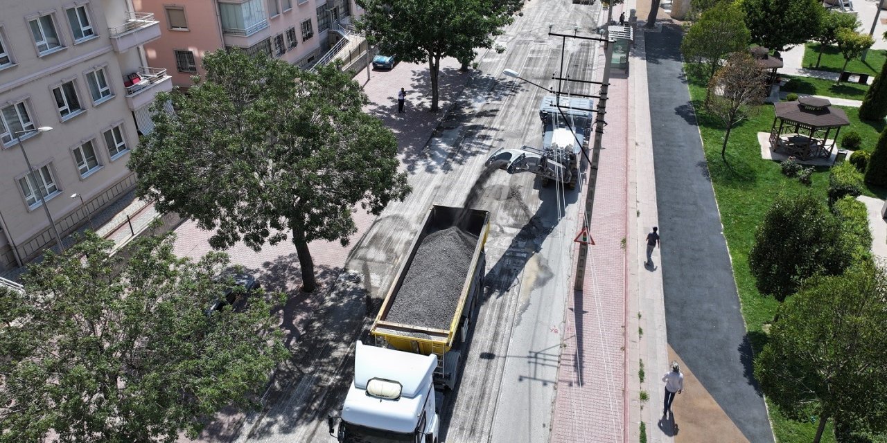 Karatay’da asfalt seferberliği