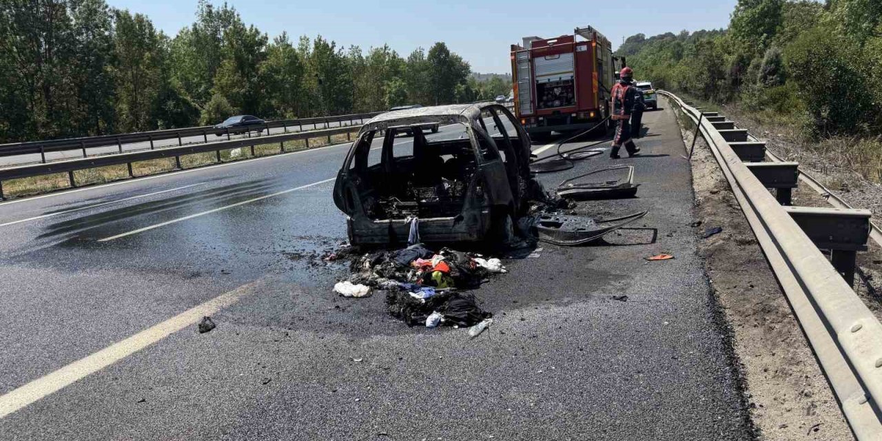 Alev alev yandı, geriye demir yığınları kaldı