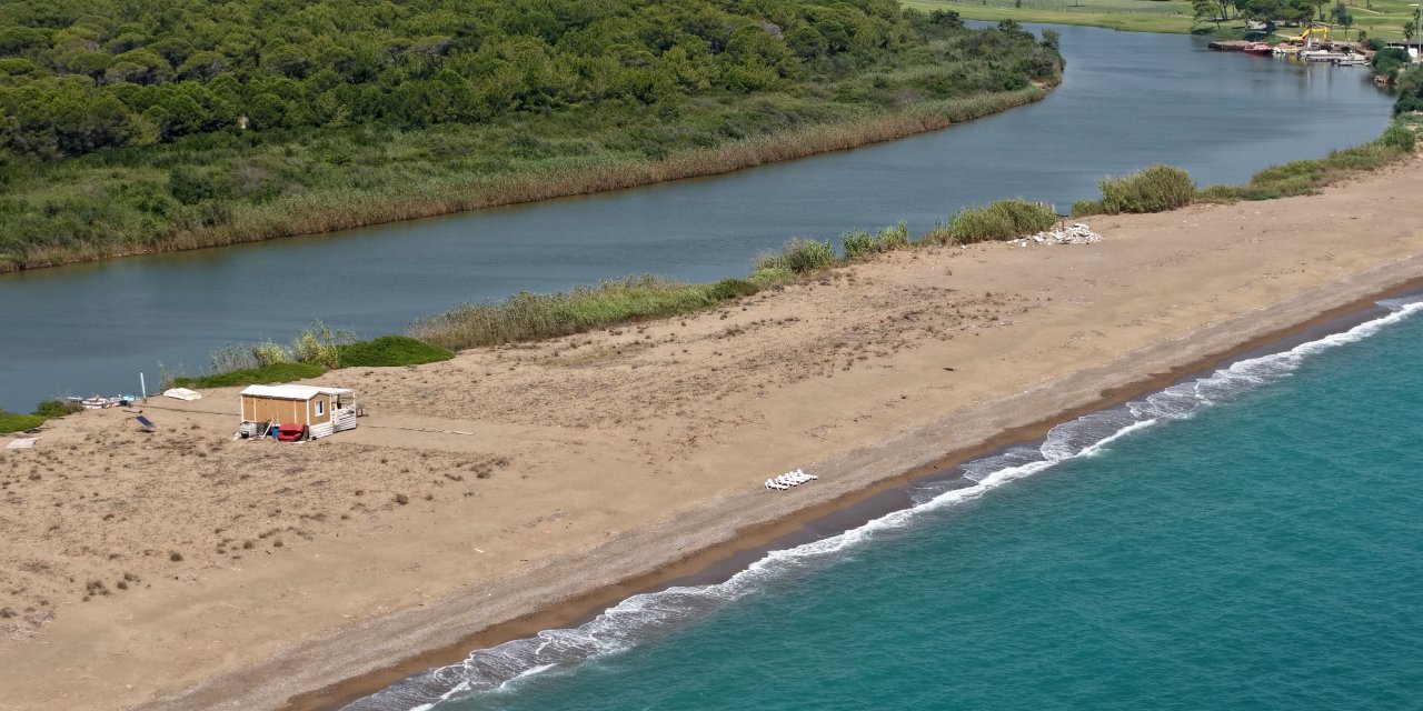 Arkası nehir, önü deniz
