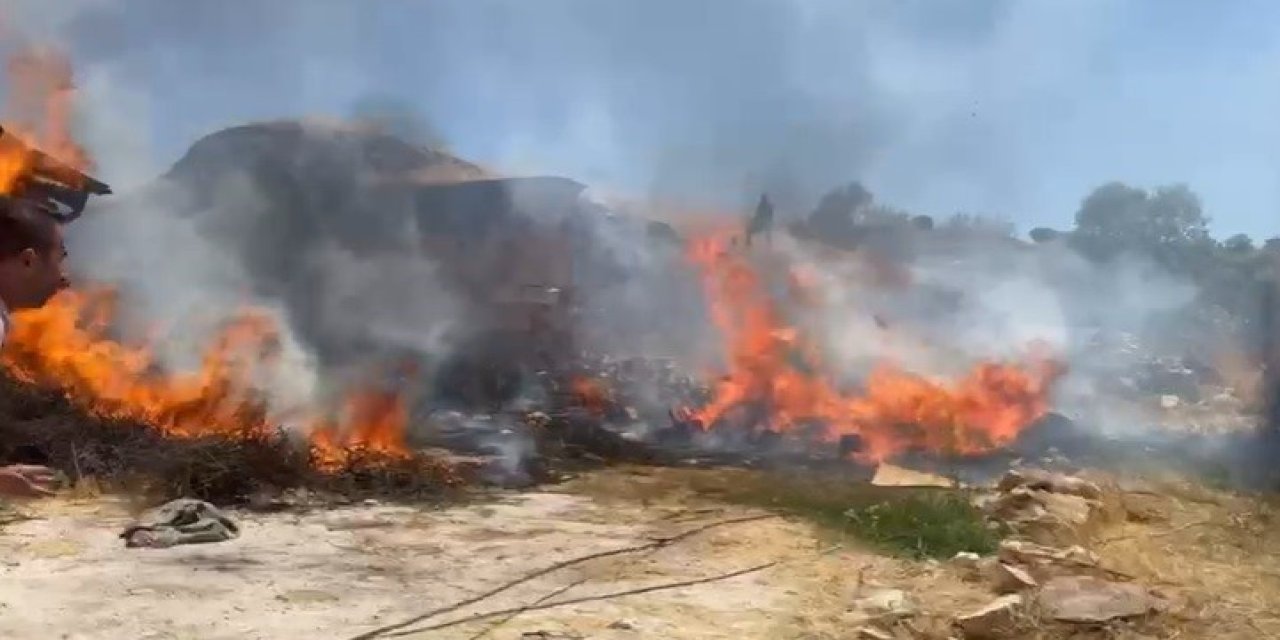 750 yıllık kervansaray alevlere teslim oldu