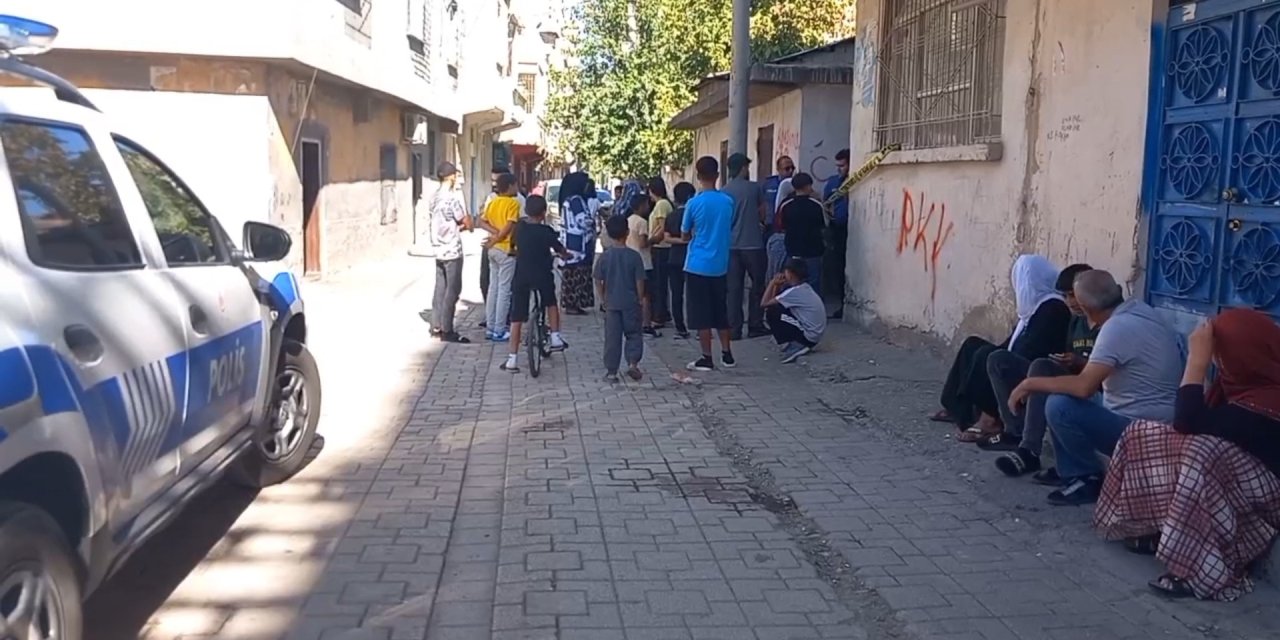 Sokakta yürürken saldırıya uğradılar