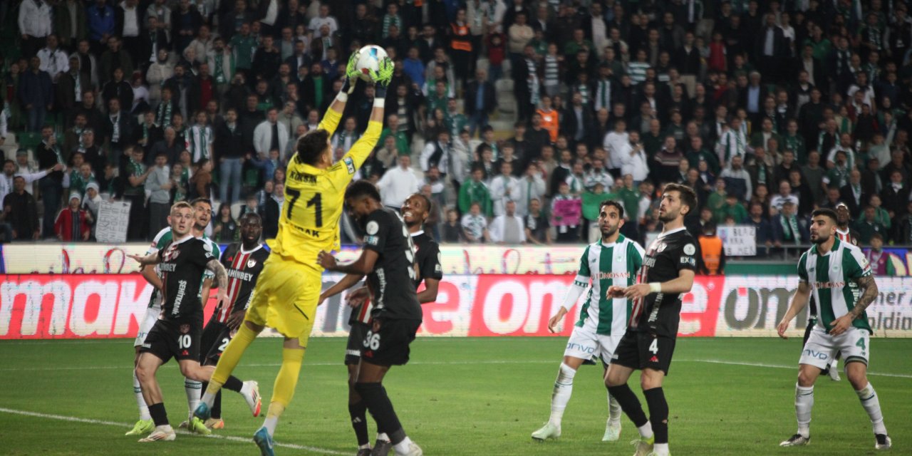 Konyaspor maçı öncesi rakipte "1 numaralı" kriz