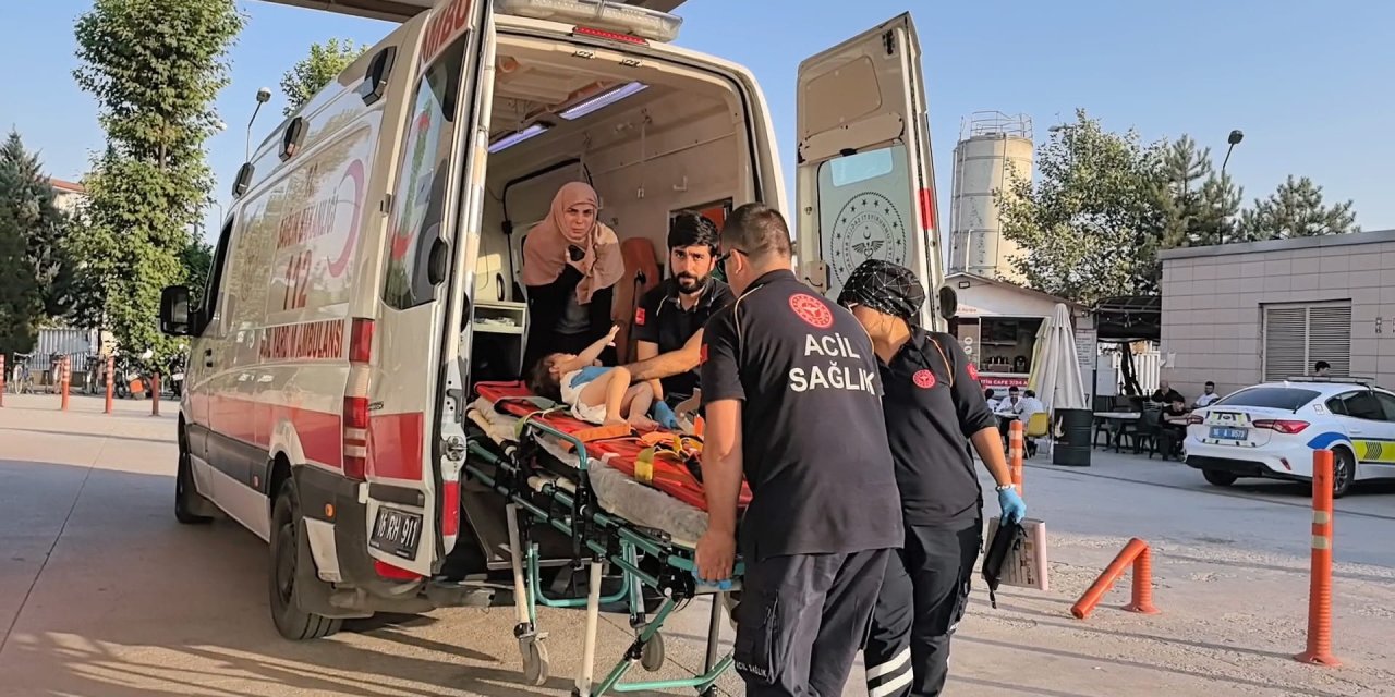 1.5 yaşındaki çocuk balkondan düştü!