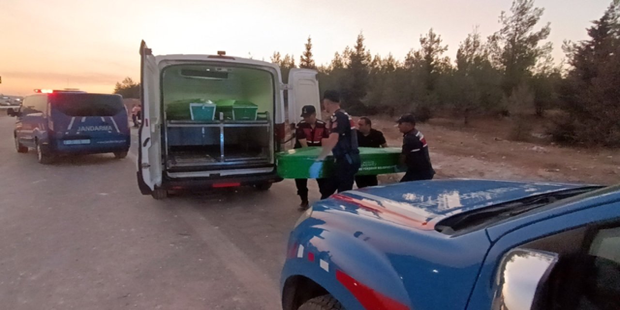 İki otomobil çarpıştı: 3 ölü, 3 yaralı