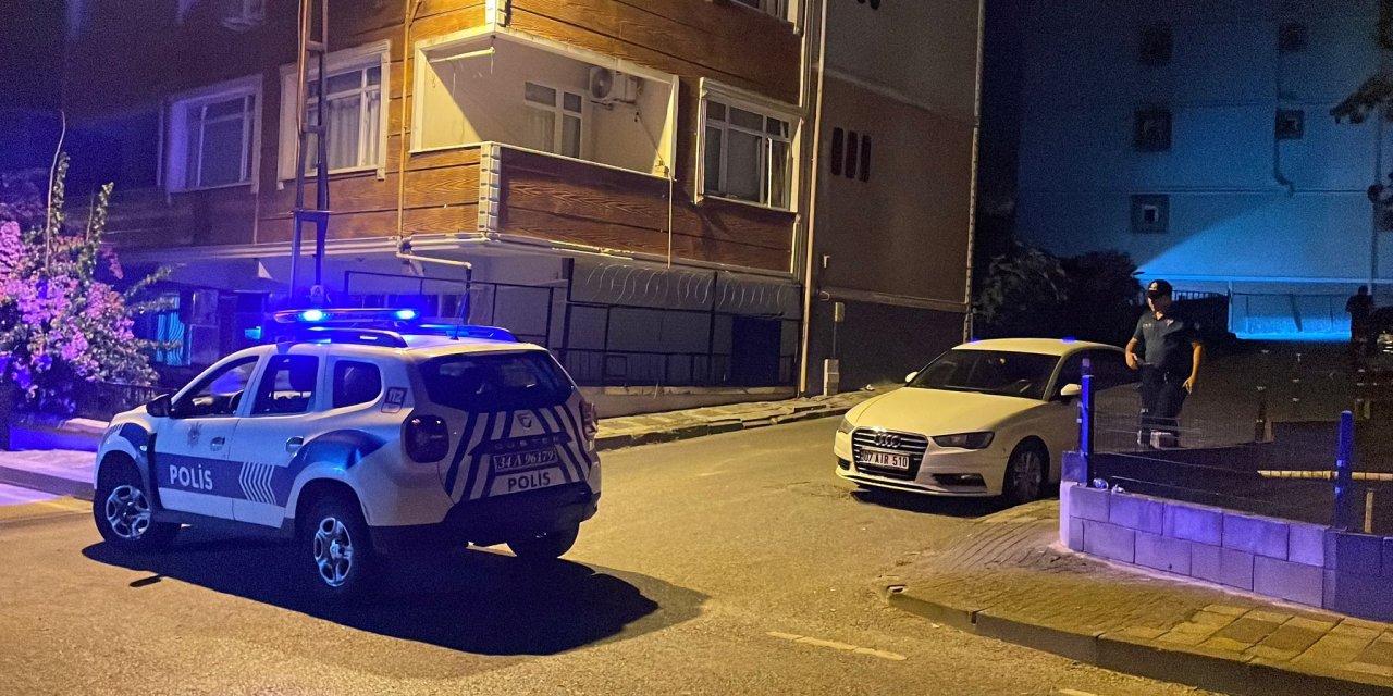 Sokakta satırlı saldırıya uğradı! Hayatını kaybetti