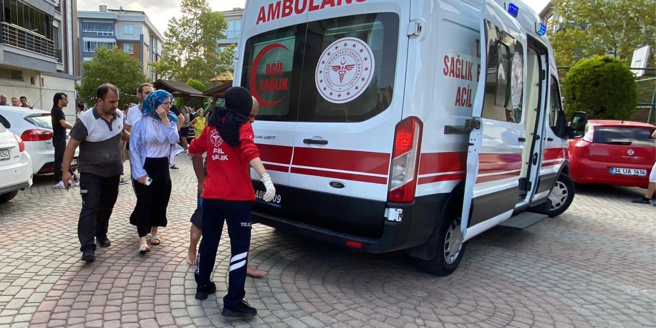 Apartman dairesinde çıkan yangında baba ve iki kızı yaralandı