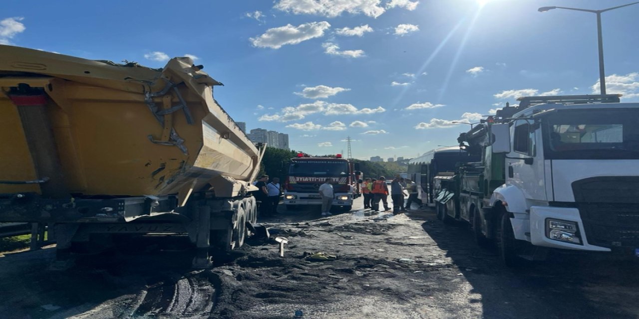 TEM Otoyolu'ndaki zincirleme kazada 1 kişi hayatını kaybetti, 16 kişi yaralandı