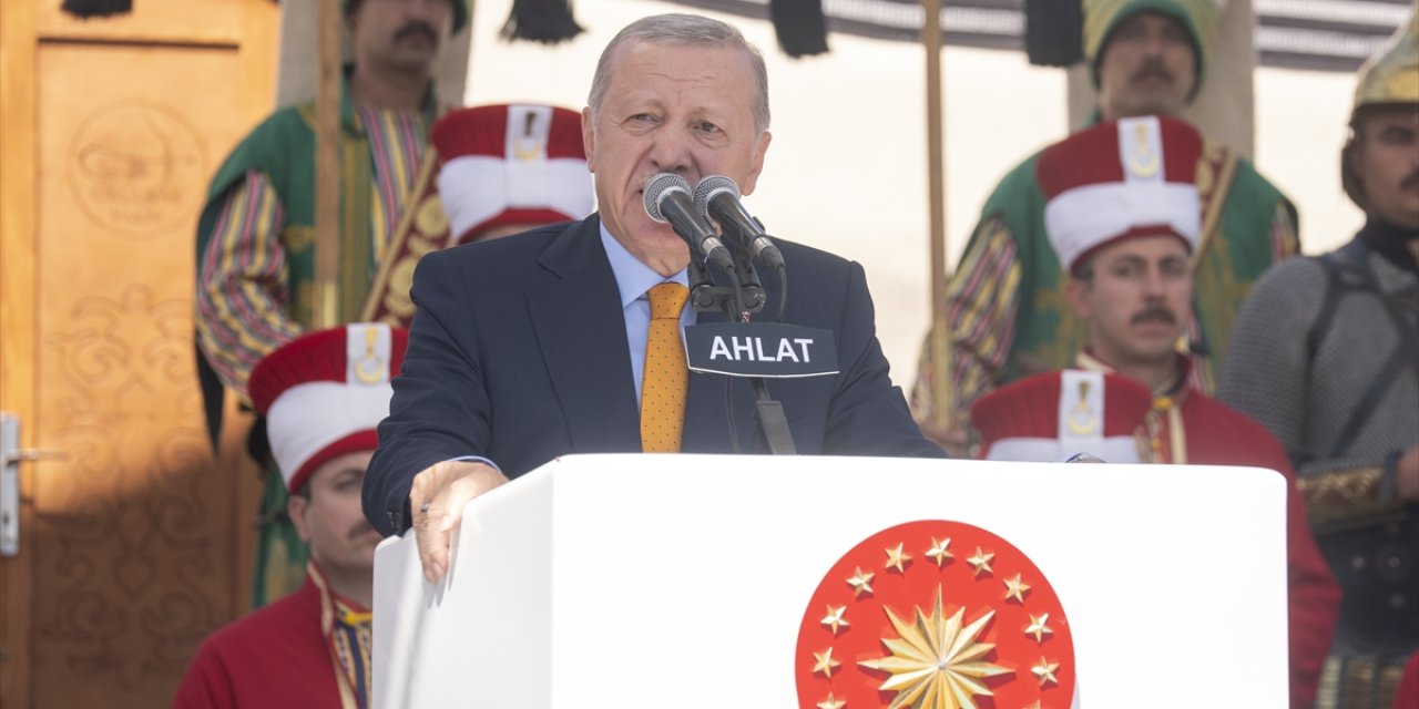 Cumhurbaşkanı Erdoğan: Ahlat, Kızılelma'nın anahtarıdır