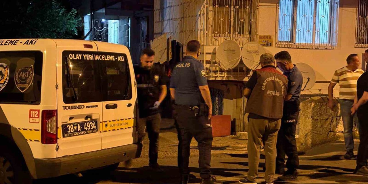 Eski eşini bıçakla ağır yaralamıştı! Şahıs yakalandı