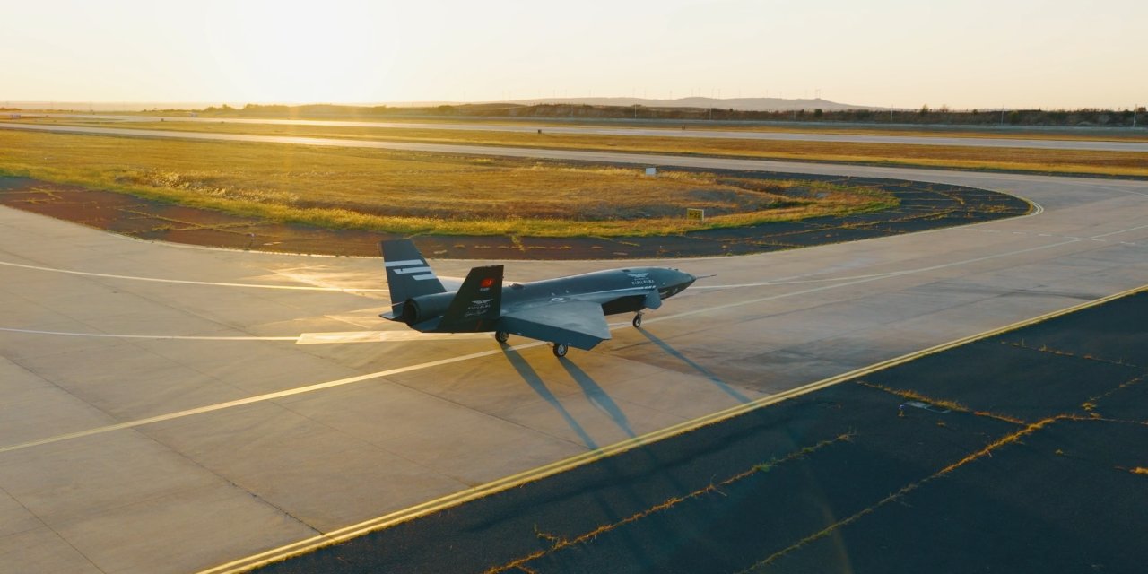 Bayraktar KIZILELMA PT-3'ün testleri devam ediyor