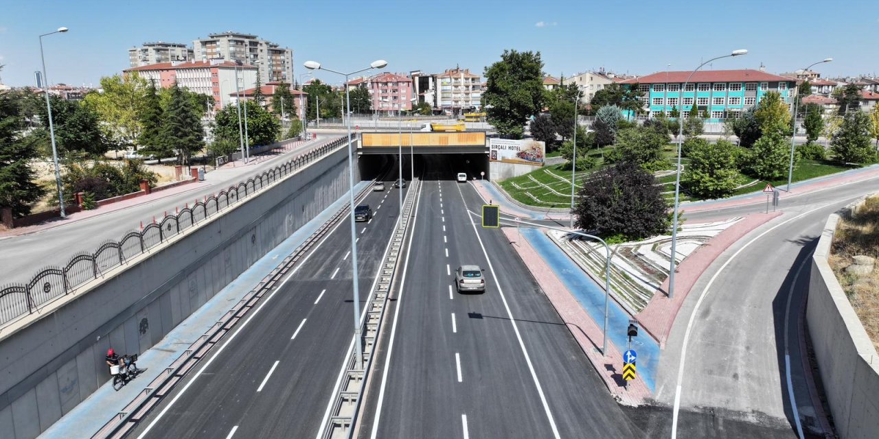 Gece yarısı çalışma... Konya'daki altgeçidin konforu yükseldi