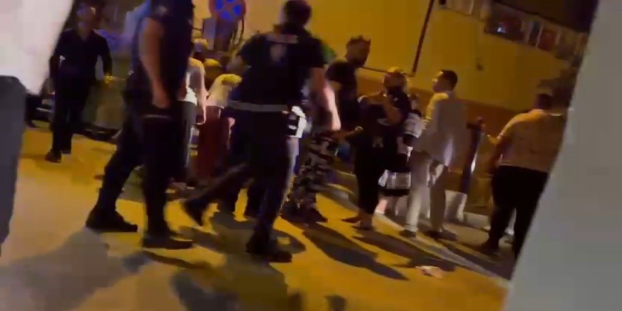 Kadın cinayeti mahalleyi sokağa döktü