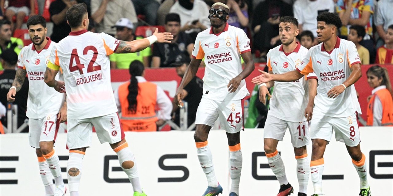 Galatasaray’ın UEFA Şampiyonlar Ligi fikstürü belli oldu