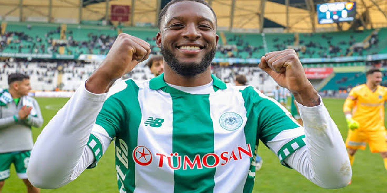 Konyasporlu Bazoer'e milli gurur!