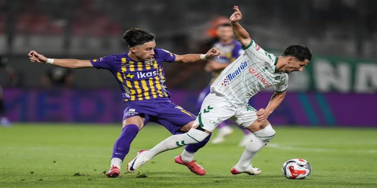 Konyasporlu Enis Bardhi'nin milli gururu!