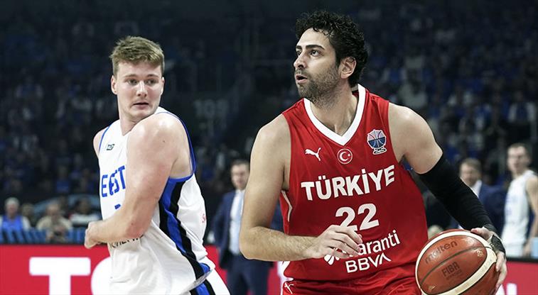 12 Dev Adam doludizgin!