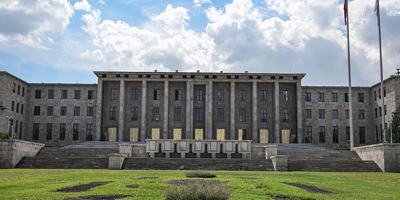 TBMM sınavla 5 sözleşmeli bilişim personeli istihdam edecek