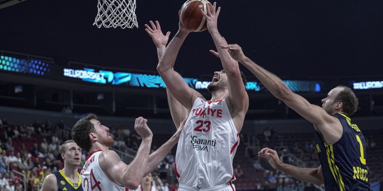 Son Dakika! Avrupa Basketbol Şampiyonasında 12 Dev Adam çeyrek finalde