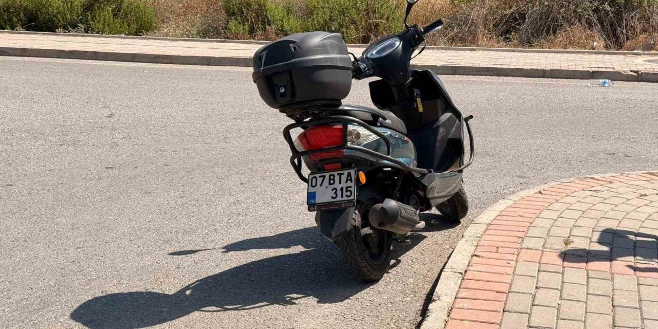 Motosikletten düşen sürücü yaralandı