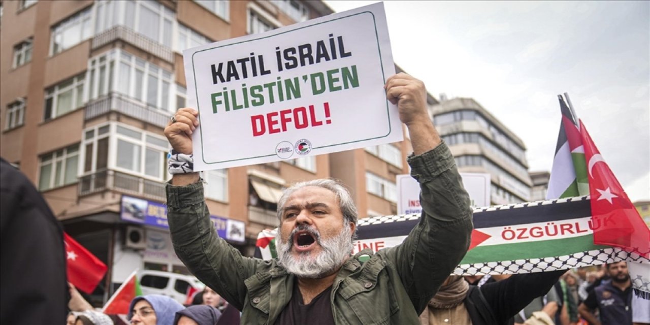 Konya'da Küresel Sumud Filosu'na destek yürüyüşü yapıldı