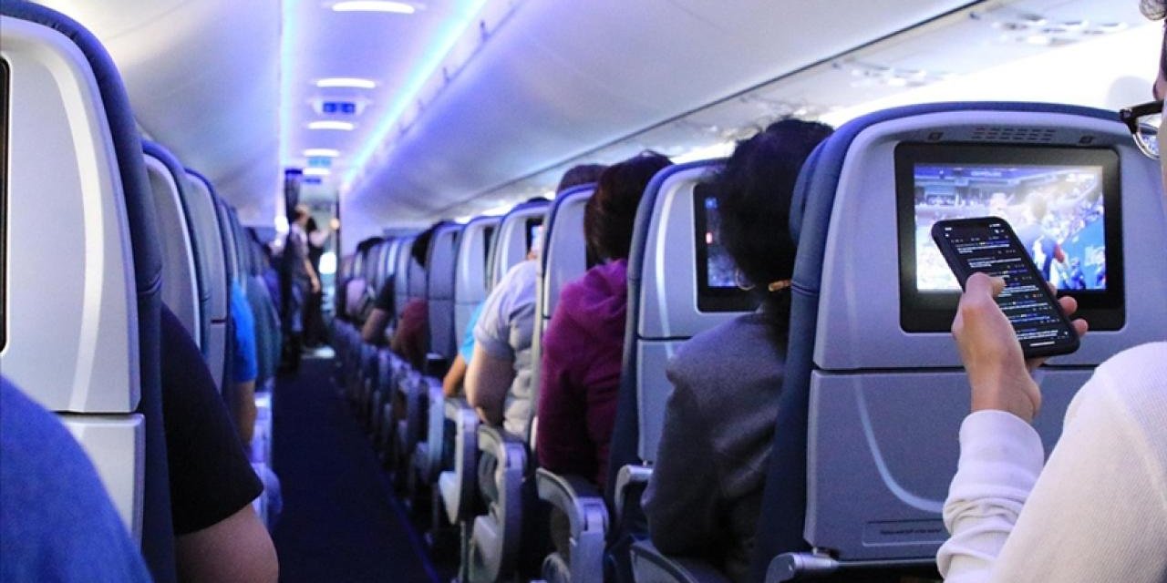 Uçaklarda "ücretsiz su" dönemi başladı