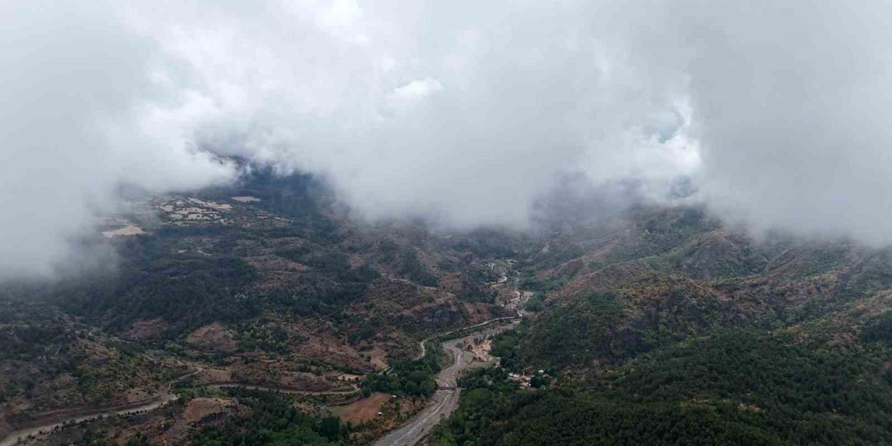 Sis kartpostallık görüntüler oluşturdu