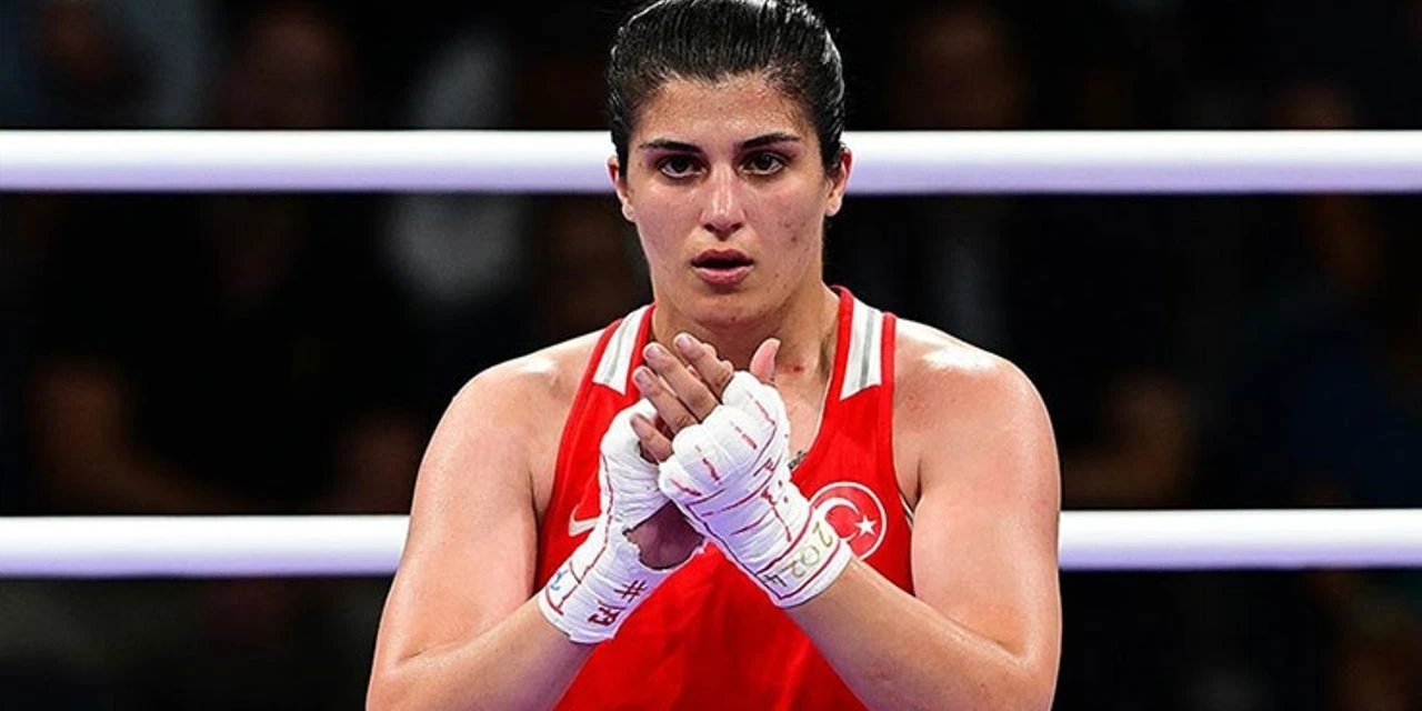 Busenaz Sürmeneli, Dünya Boks Şampiyonası’nda çeyrek finale çıktı