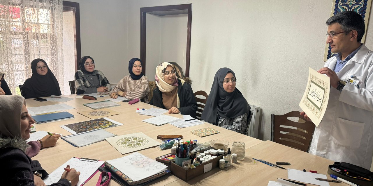 Konya'da ustaların eşliğinde özel eğitim... TİSA 2025 yeni dönem kayıtları başladı