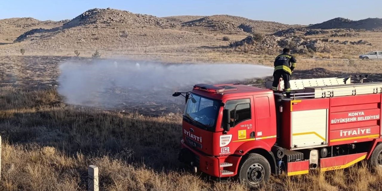 Konya Karapınar’da yangın