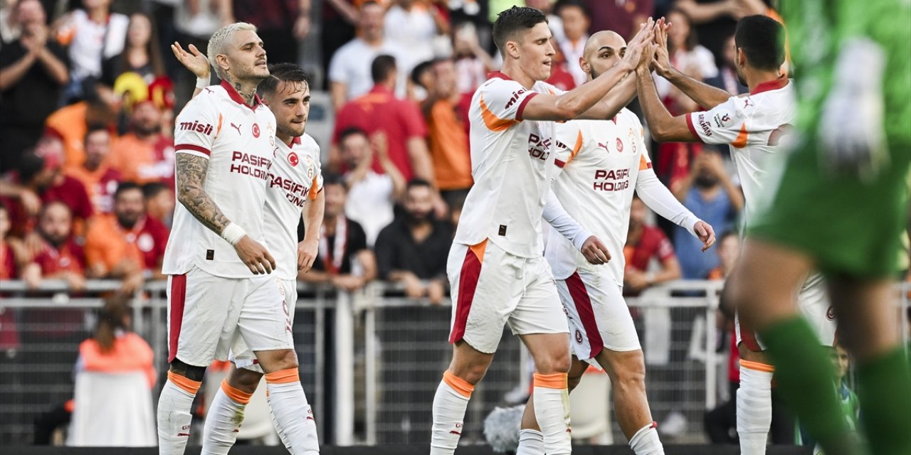 Galatasaray, Icardi ve Yunus'la güldü