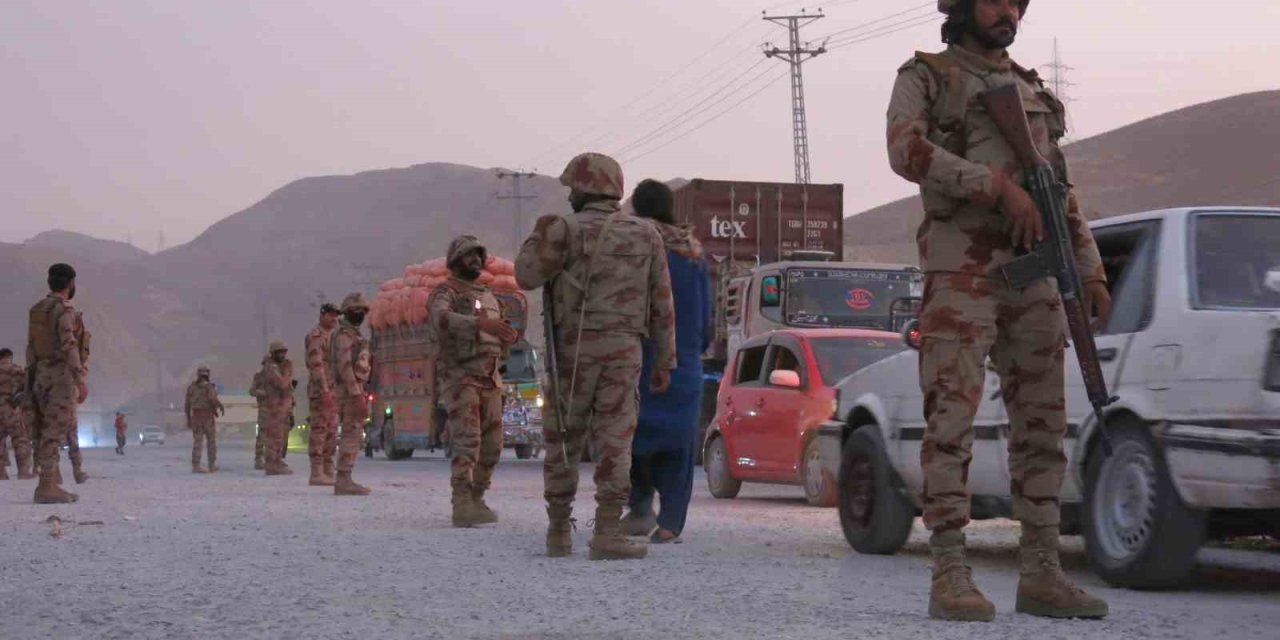 12 asker hayatını kaybetti, 13 terörist öldürüldü