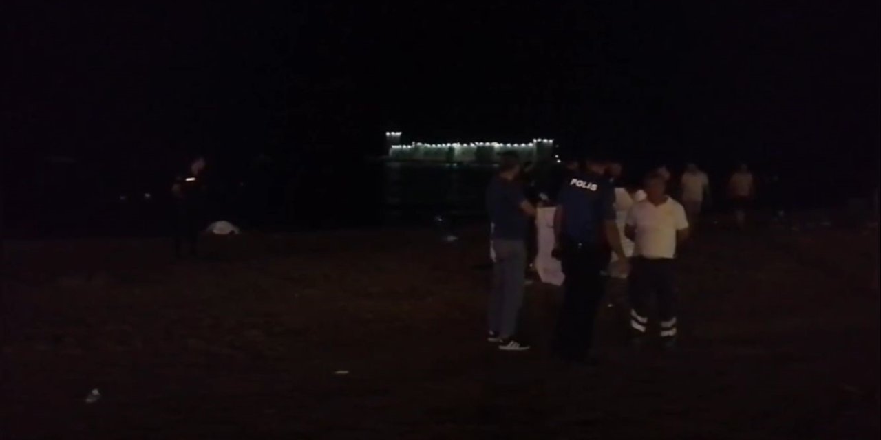 Gece denize girdi, hayatını kaybetti