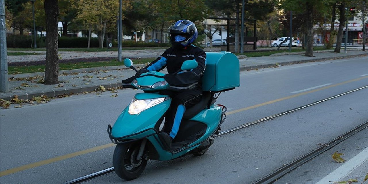 Bakan sayıyı açıkladı! Türkiye'de kaç motokurye var?