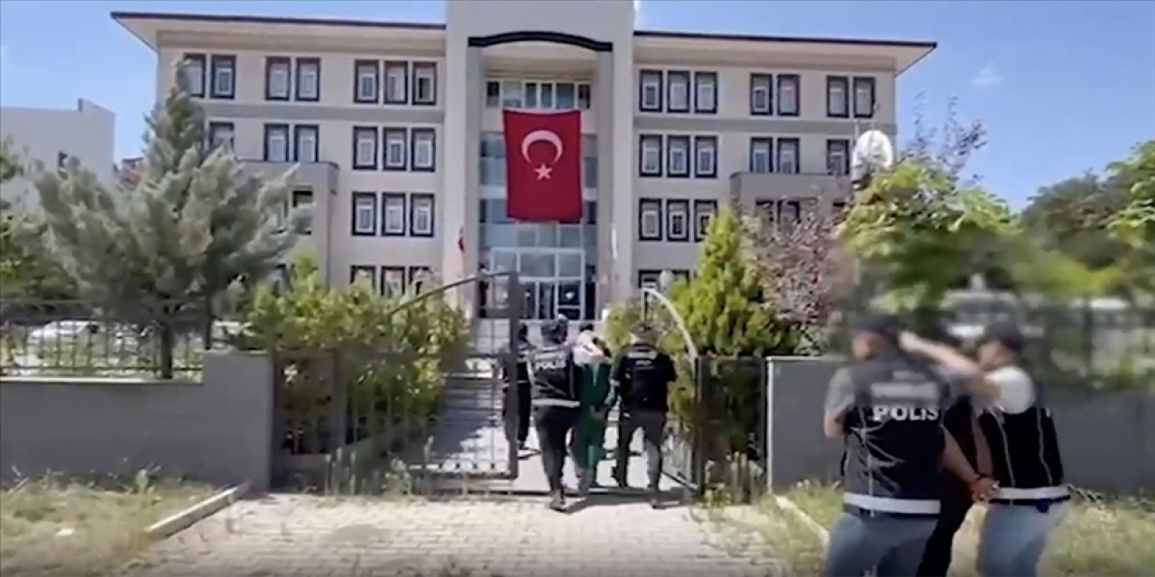 Konya dahil 74 ilde operasyon... 1 ton 183 kilogram uyuşturucu ele geçirildi