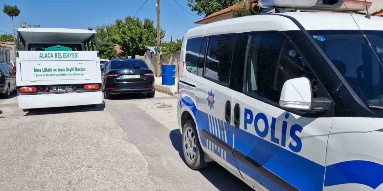 Evinin balkonundan düştü, hayatını kaybetti