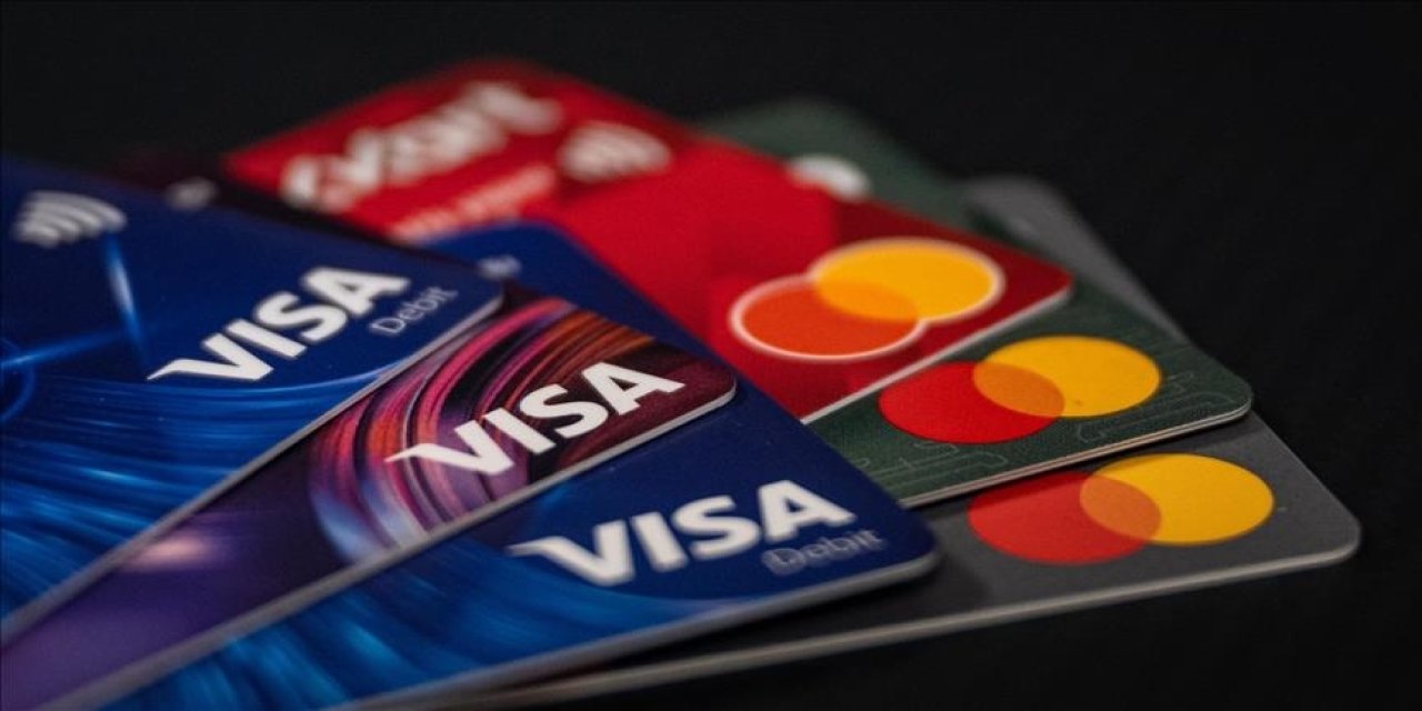 Merkez Bankası kredi kartı faiz oranlarını düşürdü!