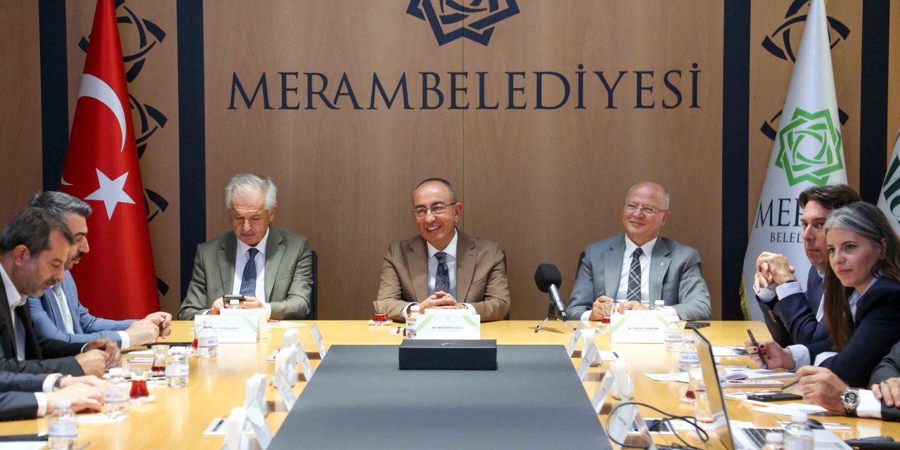 Bursa Belediye Başkanları tecrübe paylaşımı için Meram'da