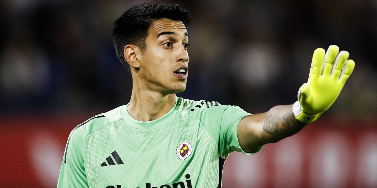 Fenerbahçe'nin kalecisi İrfan Can Eğribayat'tan mesaj