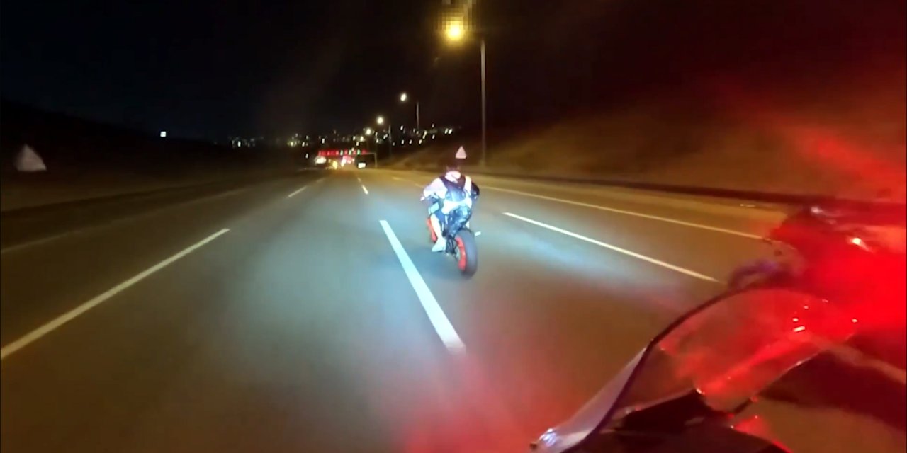 Cebeci Tüneli bağlantı yolunda trafik güvenliğini tehlikeye düşüren 17 motosiklet sürücüsü yakalandı