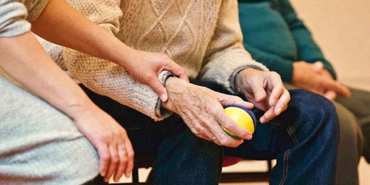 Hafıza kaybı ve kişilik değişimi alzheimerın habercisi olabilir